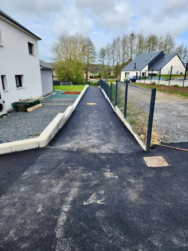 Achèvement des travaux de finition et livraison