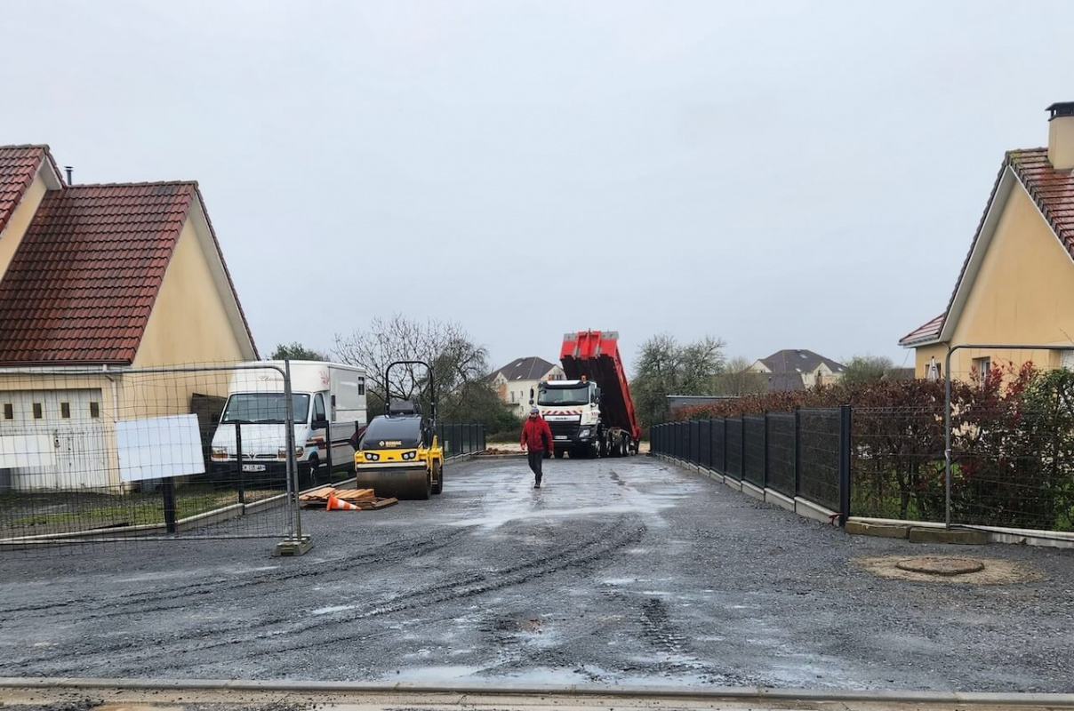 Pose couches d'assise et de liaison