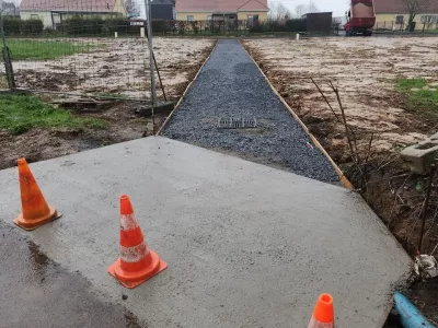 Pose couches d'assise et de liaison