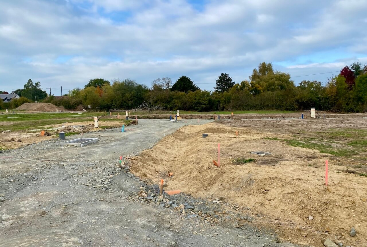 Achèvement des réseaux souples et travaux de voiries