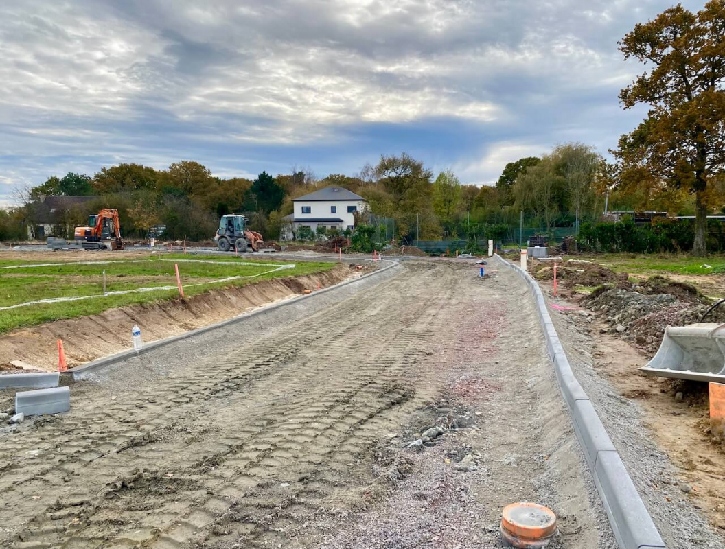 Pose des bordures de la voirie