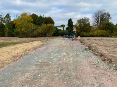 Achèvement des réseaux souples et travaux de voiries