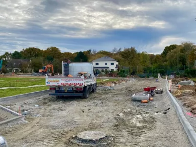 Pose des bordures de la voirie