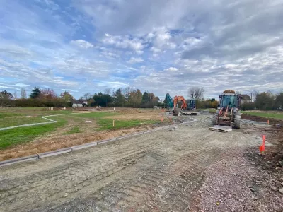 Pose des bordures de la voirie